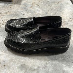 Donald Plainer patent leather alligator embossed pattern , size 8.5